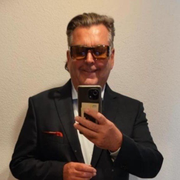 Message from Dipl.-Ing. Thomas Haberbosch, Executive Director (CEO), GETS Unimarconi Germany